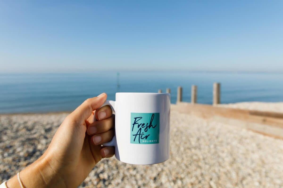 Appartement Two Bed Seafront Escape In East Wittering Extérieur photo