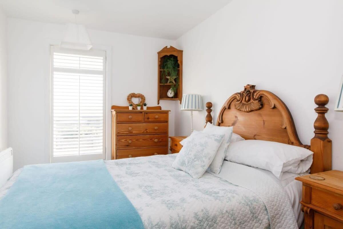 Appartement Two Bed Seafront Escape In East Wittering Extérieur photo